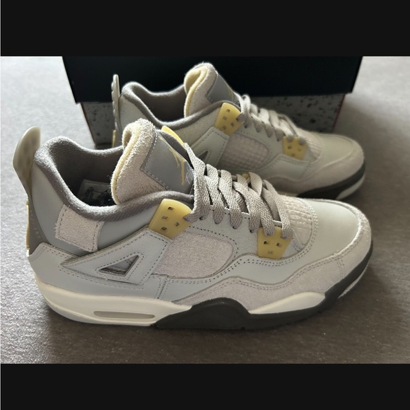 Jordan 4 Craft - Picture 2 of 6